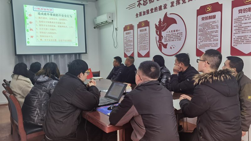 零基础学习电工，通常需要经过以下几个阶段：
