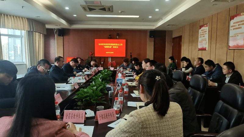 目前，公路工程建造师教材主要分为以下几类：