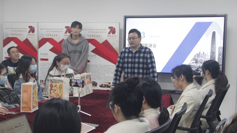 保育员培训教材如何选？揭秘教材背后的关键要素**